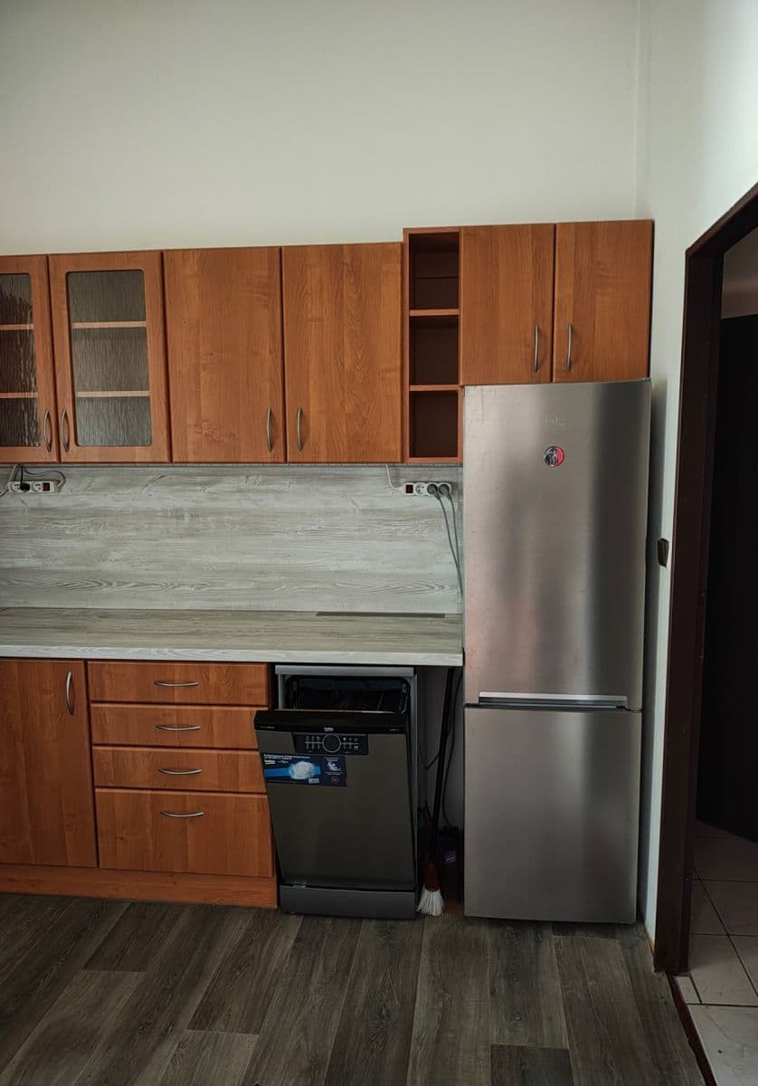 Pronájem bytu 2+1 69 m², 9. května, Tábor, Jihočeský kraj Pronájem bytu 2+1 69 m², 9. května, Tábor, Jihočeský kraj