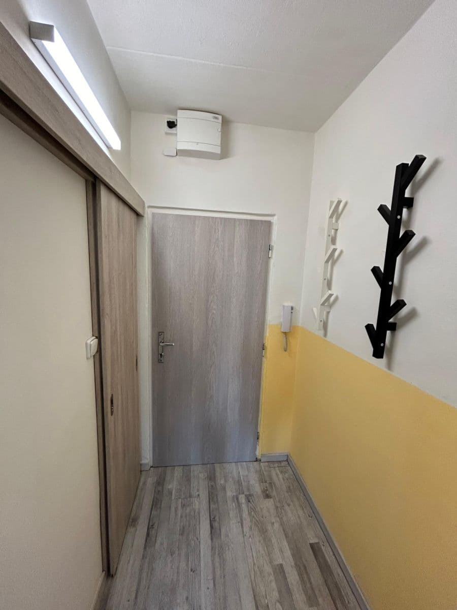 Pronájem bytu 1+kk 20 m², Gercenova, Praha, Praha Pronájem bytu 1+kk 20 m², Gercenova, Praha, Praha