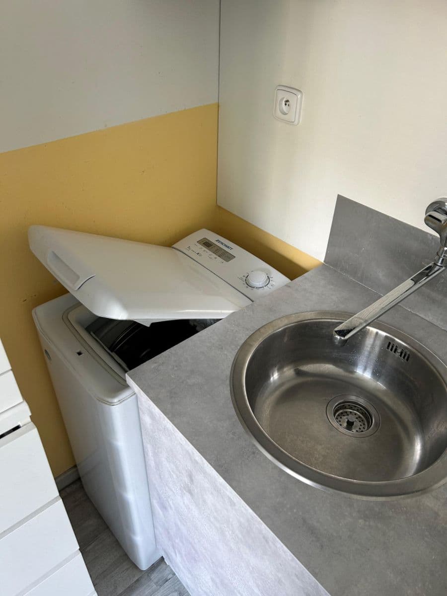 Pronájem bytu 1+kk 20 m², Gercenova, Praha, Praha Pronájem bytu 1+kk 20 m², Gercenova, Praha, Praha