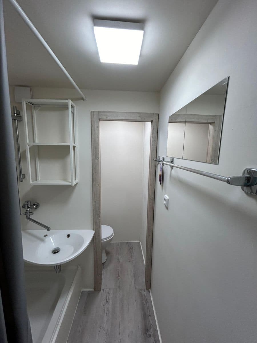 Pronájem bytu 1+kk 20 m², Gercenova, Praha, Praha Pronájem bytu 1+kk 20 m², Gercenova, Praha, Praha