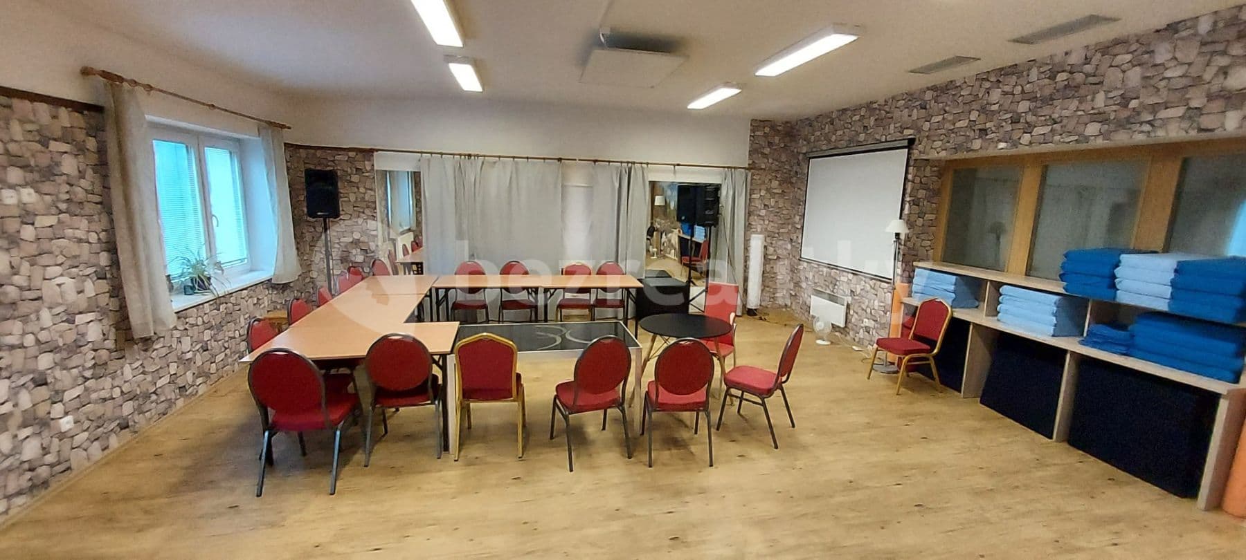 Pronájem bytu 1+kk 42 m², Lipno nad Vltavou, Jihočeský kraj Pronájem bytu 1+kk 42 m², Lipno nad Vltavou, Jihočeský kraj