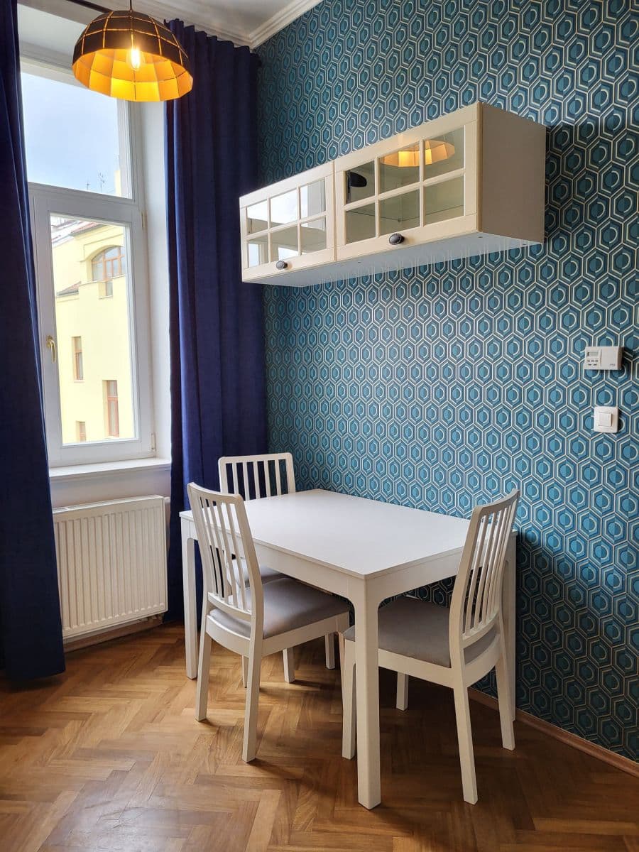 Pronájem bytu 45 m², Koubkova, Praha, Praha Pronájem bytu 45 m², Koubkova, Praha, Praha