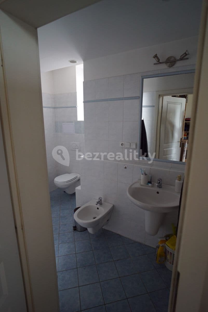 Pronájem bytu 2+kk 55 m², Preslova, Praha, Praha Pronájem bytu 2+kk 55 m², Preslova, Praha, Praha