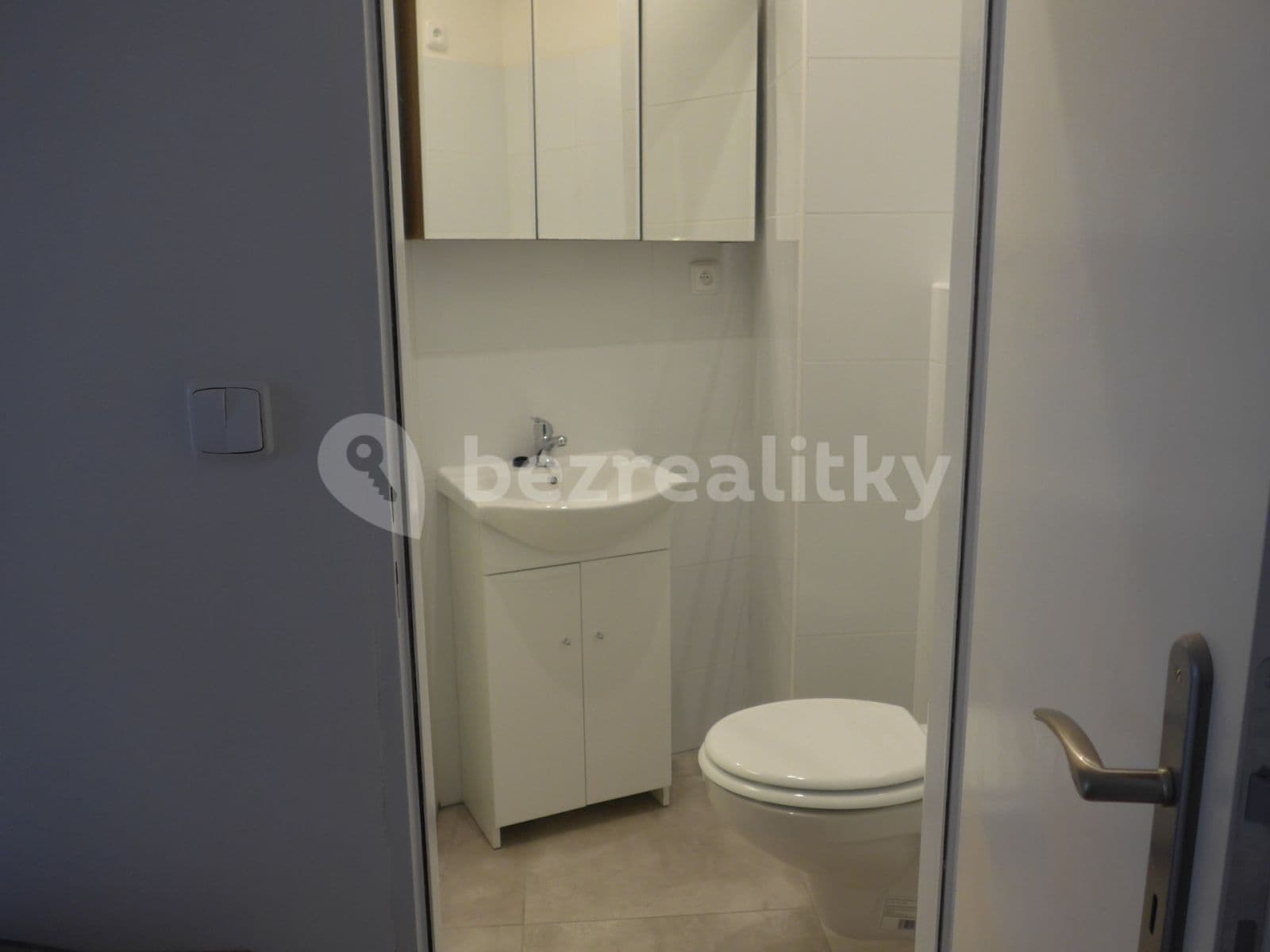 Pronájem bytu 1+kk 33 m², Primátorská, Praha, Praha Pronájem bytu 1+kk 33 m², Primátorská, Praha, Praha