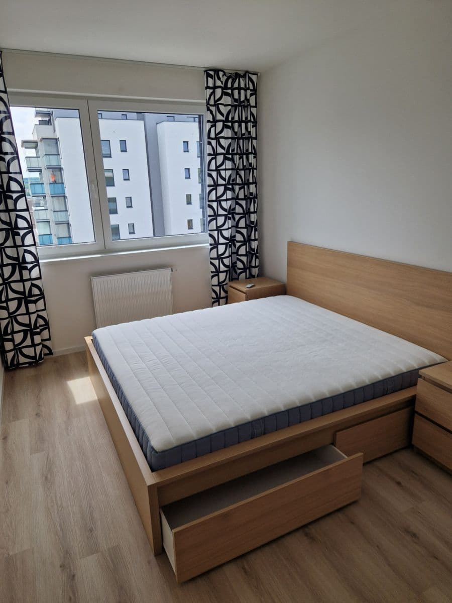Pronájem bytu 2+kk 55 m², Kolbenova, Praha, Praha Pronájem bytu 2+kk 55 m², Kolbenova, Praha, Praha