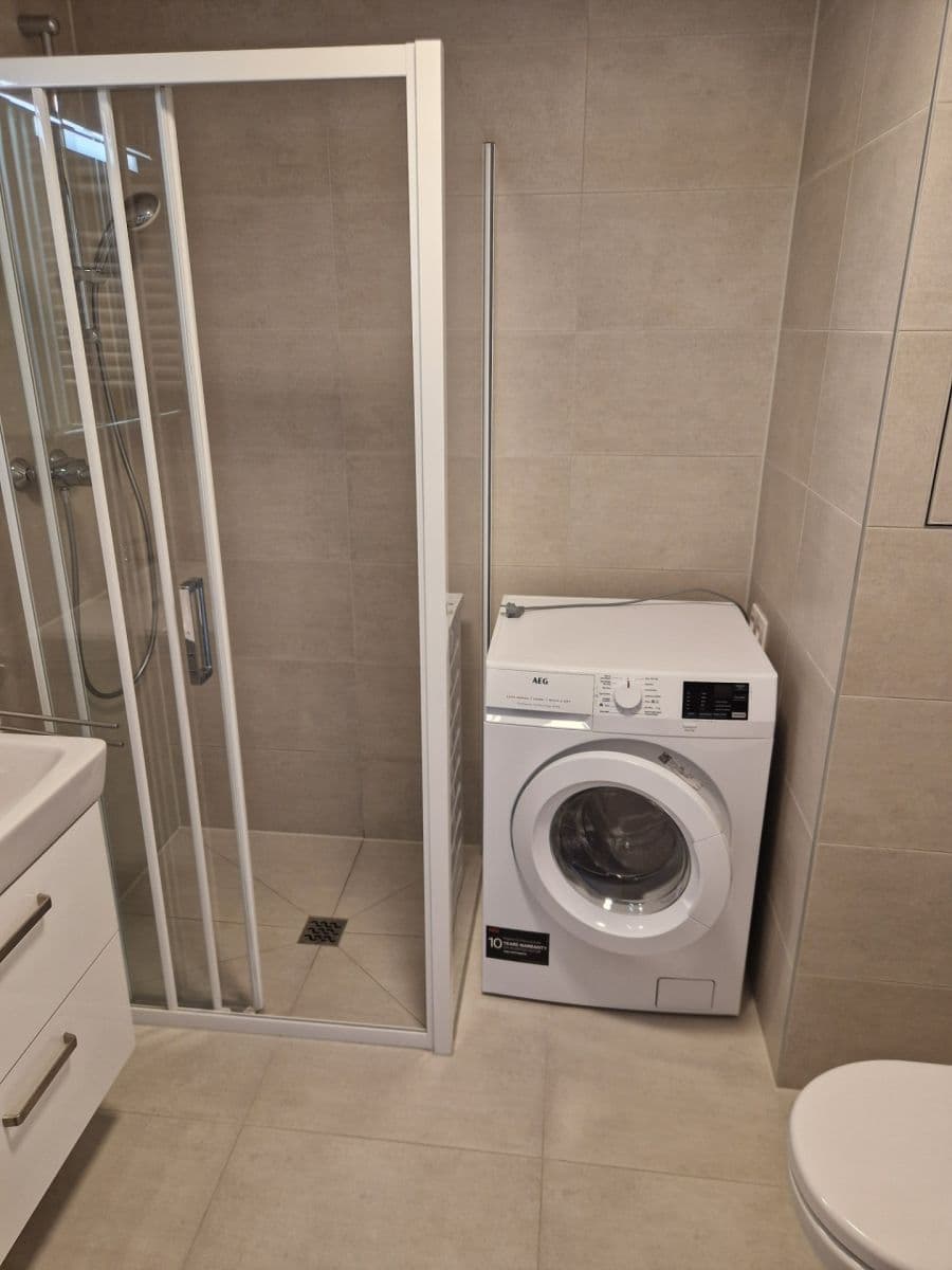 Pronájem bytu 2+kk 55 m², Kolbenova, Praha, Praha Pronájem bytu 2+kk 55 m², Kolbenova, Praha, Praha