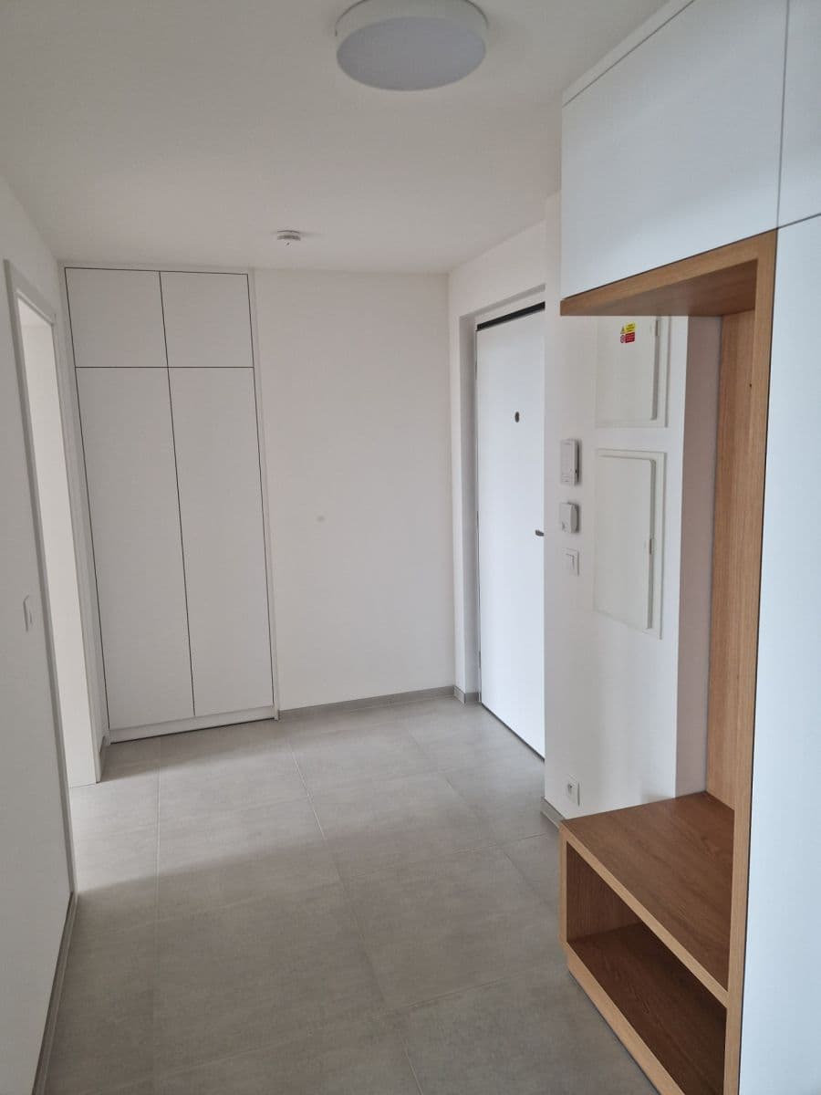 Pronájem bytu 2+kk 55 m², Kolbenova, Praha, Praha Pronájem bytu 2+kk 55 m², Kolbenova, Praha, Praha