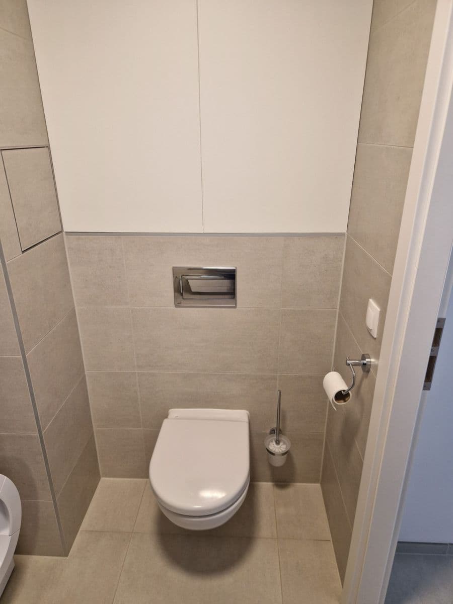 Pronájem bytu 2+kk 55 m², Kolbenova, Praha, Praha Pronájem bytu 2+kk 55 m², Kolbenova, Praha, Praha