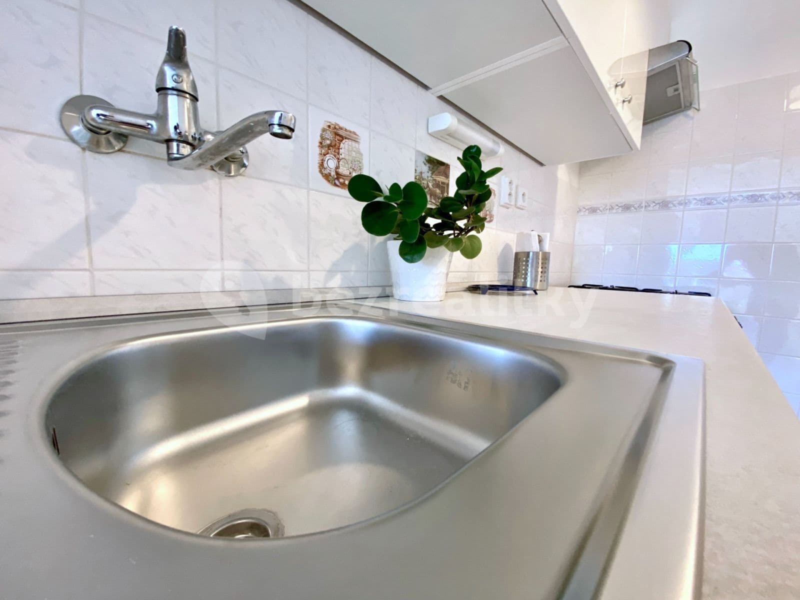 Pronájem bytu 2+kk 45 m², Plickova, Praha, Praha Pronájem bytu 2+kk 45 m², Plickova, Praha, Praha