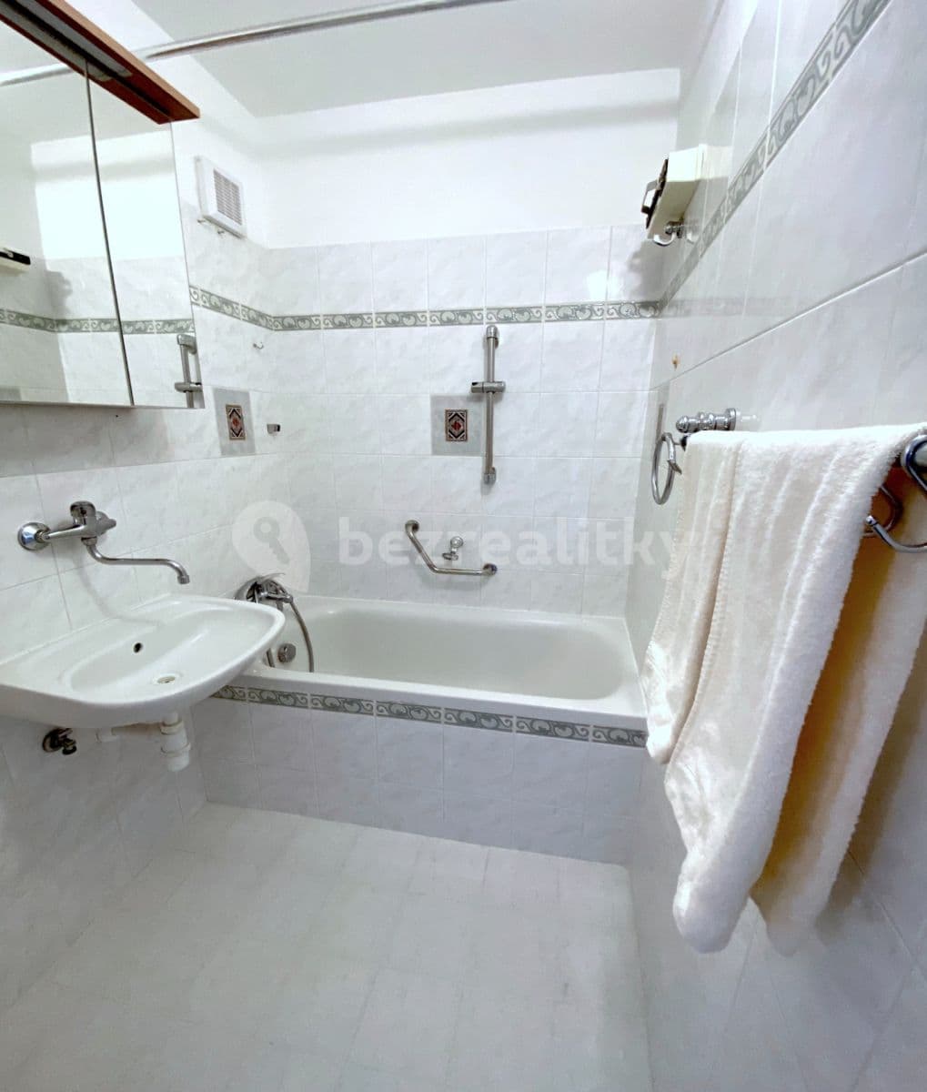 Pronájem bytu 2+kk 45 m², Plickova, Praha, Praha Pronájem bytu 2+kk 45 m², Plickova, Praha, Praha