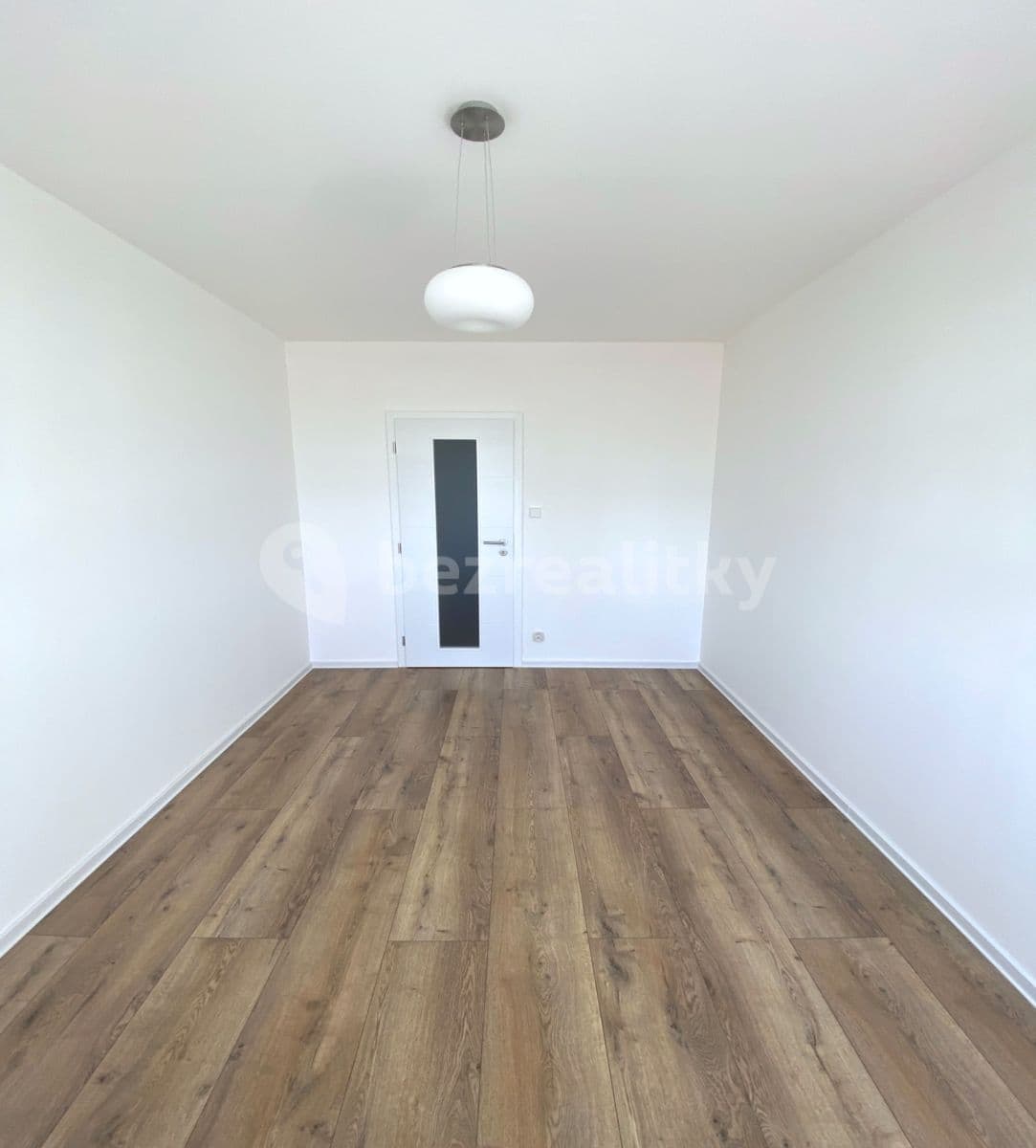 Pronájem bytu 2+kk 45 m², Plickova, Praha, Praha Pronájem bytu 2+kk 45 m², Plickova, Praha, Praha