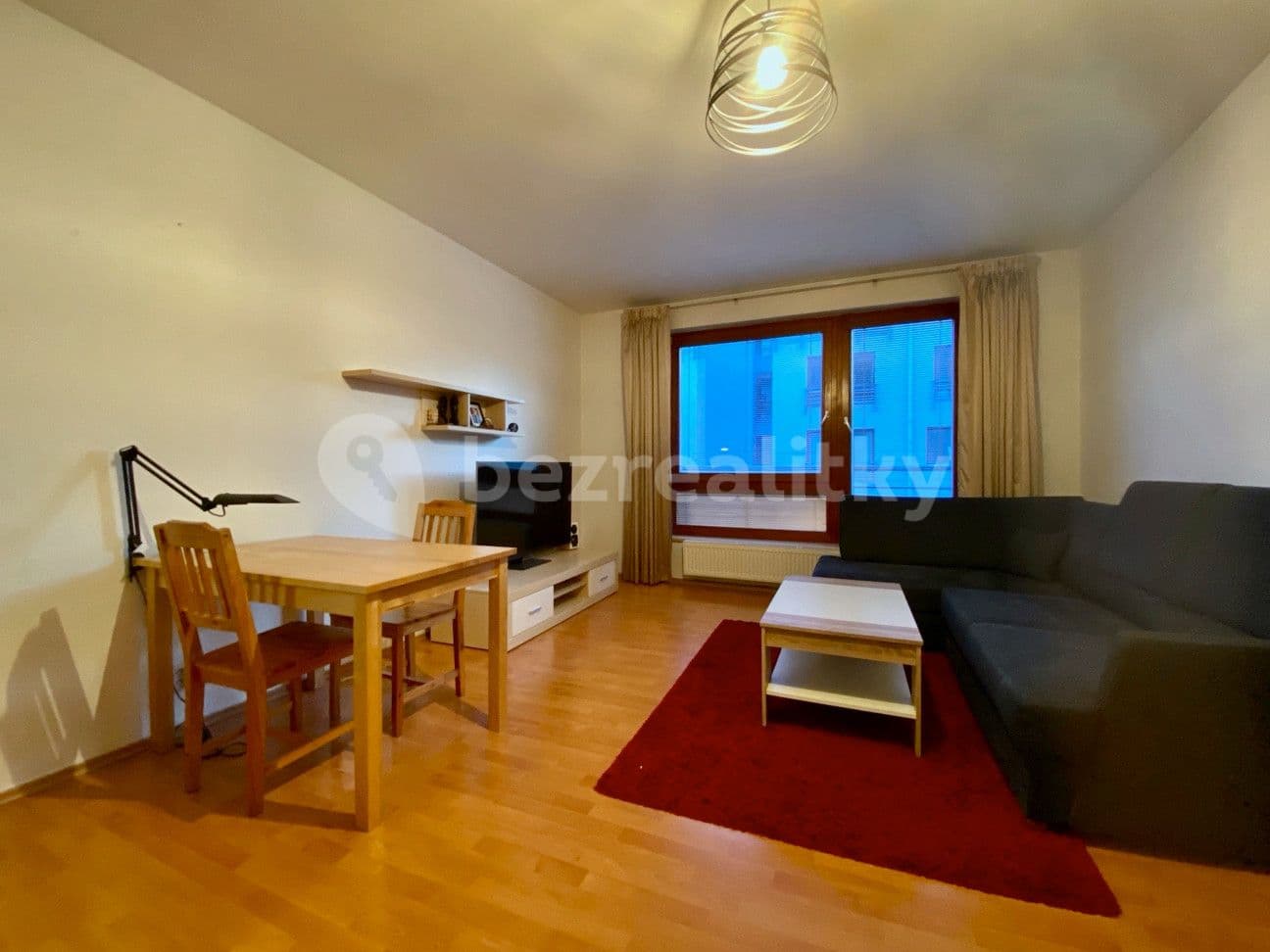 Pronájem bytu 1+kk 33 m², Jana Přibíka, Praha, Praha Pronájem bytu 1+kk 33 m², Jana Přibíka, Praha, Praha