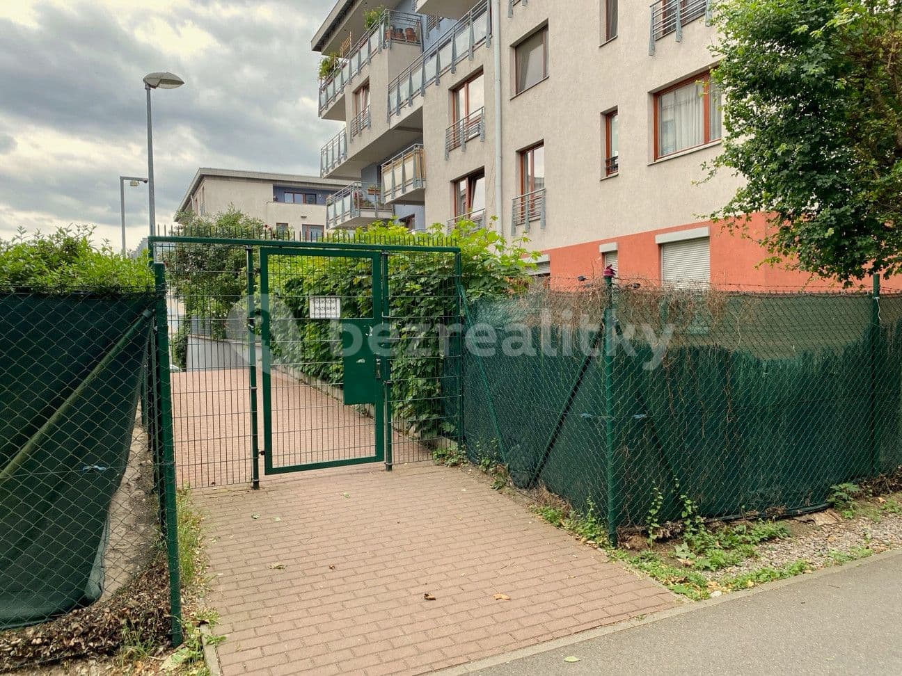 Pronájem bytu 1+kk 33 m², Jana Přibíka, Praha, Praha Pronájem bytu 1+kk 33 m², Jana Přibíka, Praha, Praha