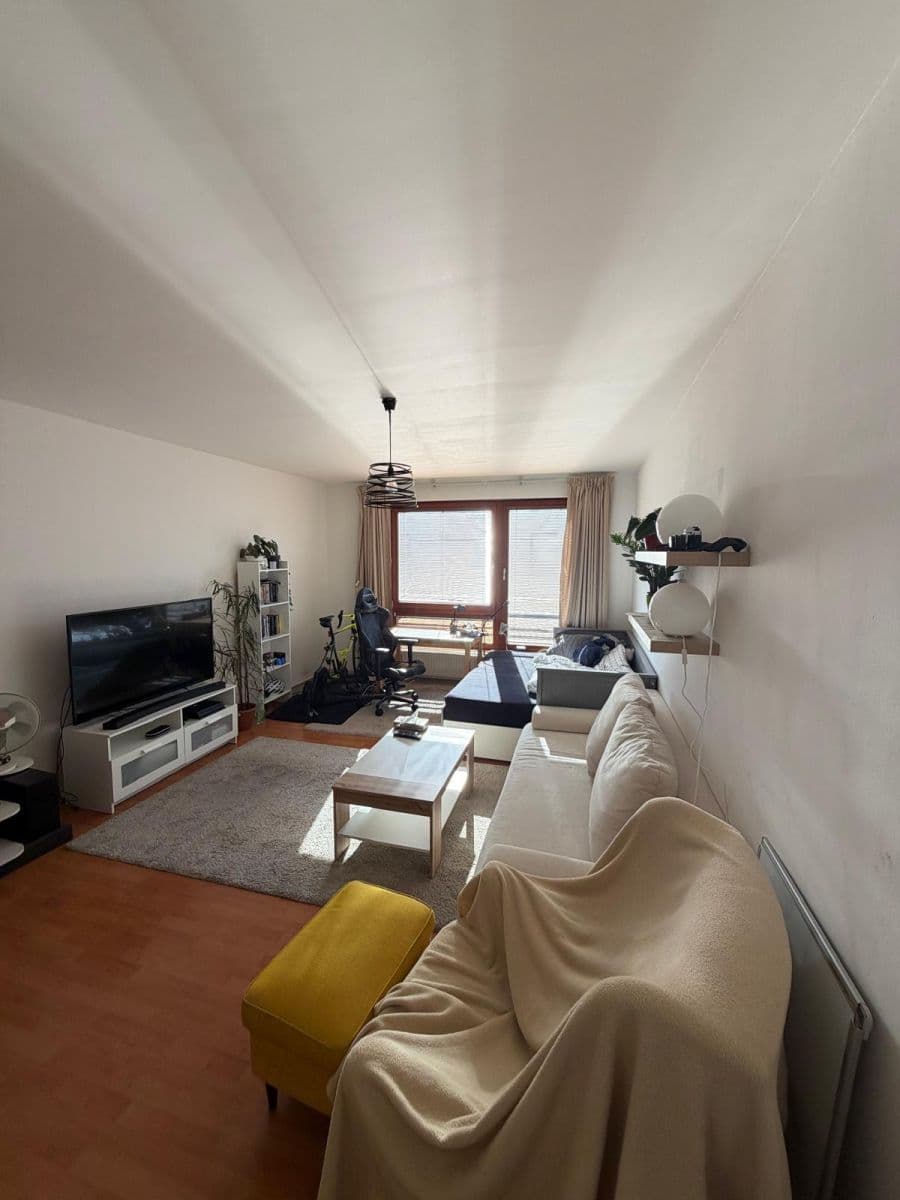 Pronájem bytu 1+kk 33 m², Jana Přibíka, Praha, Praha Pronájem bytu 1+kk 33 m², Jana Přibíka, Praha, Praha
