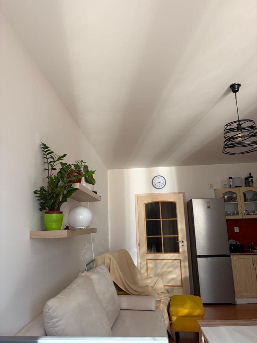 Pronájem bytu 1+kk 33 m², Jana Přibíka, Praha, Praha Pronájem bytu 1+kk 33 m², Jana Přibíka, Praha, Praha