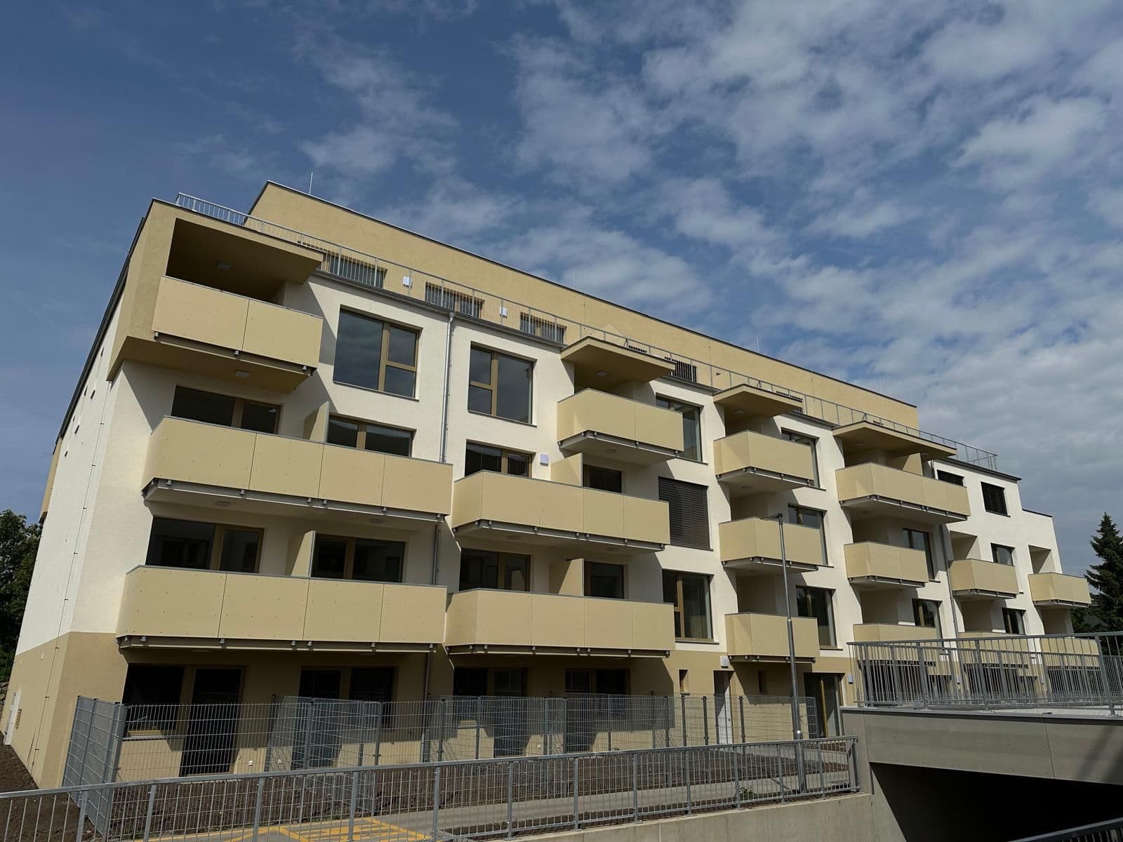 Pronájem bytu 1+kk 54 m², Frištenského, Olomouc, Olomoucký kraj Pronájem bytu 1+kk 54 m², Frištenského, Olomouc, Olomoucký kraj