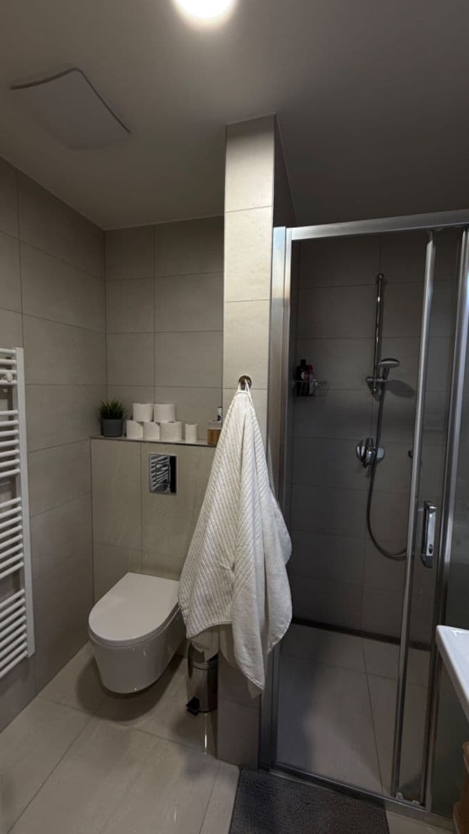 Pronájem bytu 1+kk 54 m², Frištenského, Olomouc, Olomoucký kraj Pronájem bytu 1+kk 54 m², Frištenského, Olomouc, Olomoucký kraj