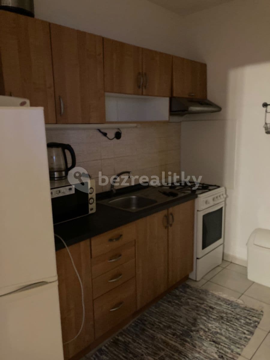 Pronájem bytu 2+1 45 m², Píniová, Vrakuňa, Bratislavský kraj Pronájem bytu 2+1 45 m², Píniová, Vrakuňa, Bratislavský kraj