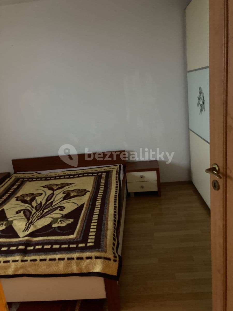 Pronájem bytu 2+1 45 m², Píniová, Vrakuňa, Bratislavský kraj Pronájem bytu 2+1 45 m², Píniová, Vrakuňa, Bratislavský kraj