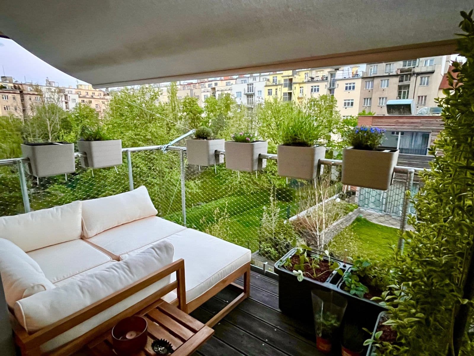 Pronájem bytu 3+kk 116 m², Sámova, Praha, Praha Pronájem bytu 3+kk 116 m², Sámova, Praha, Praha