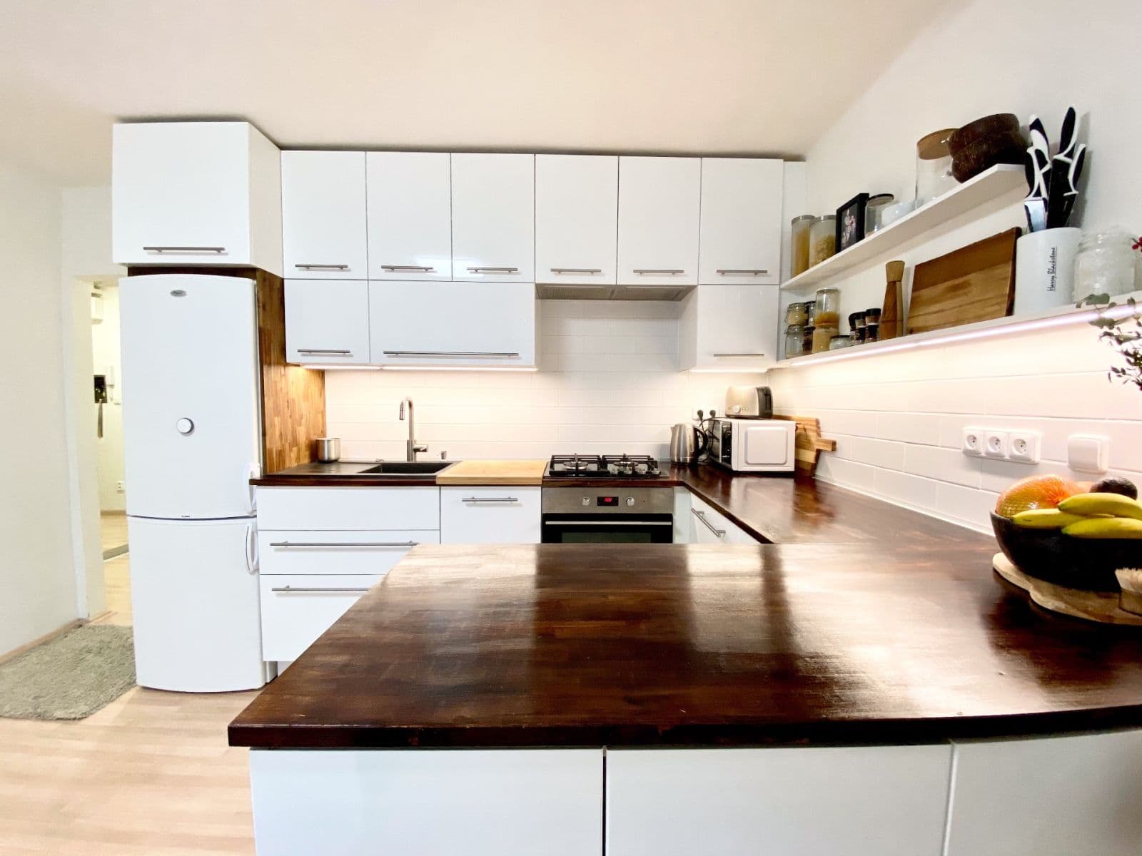 Pronájem bytu 2+kk 50 m², Sámova, Praha, Praha Pronájem bytu 2+kk 50 m², Sámova, Praha, Praha