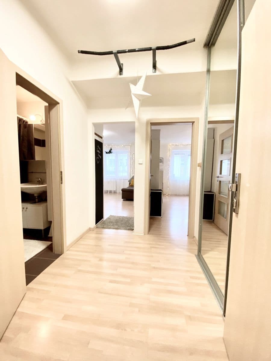 Pronájem bytu 2+kk 50 m², Sámova, Praha, Praha Pronájem bytu 2+kk 50 m², Sámova, Praha, Praha