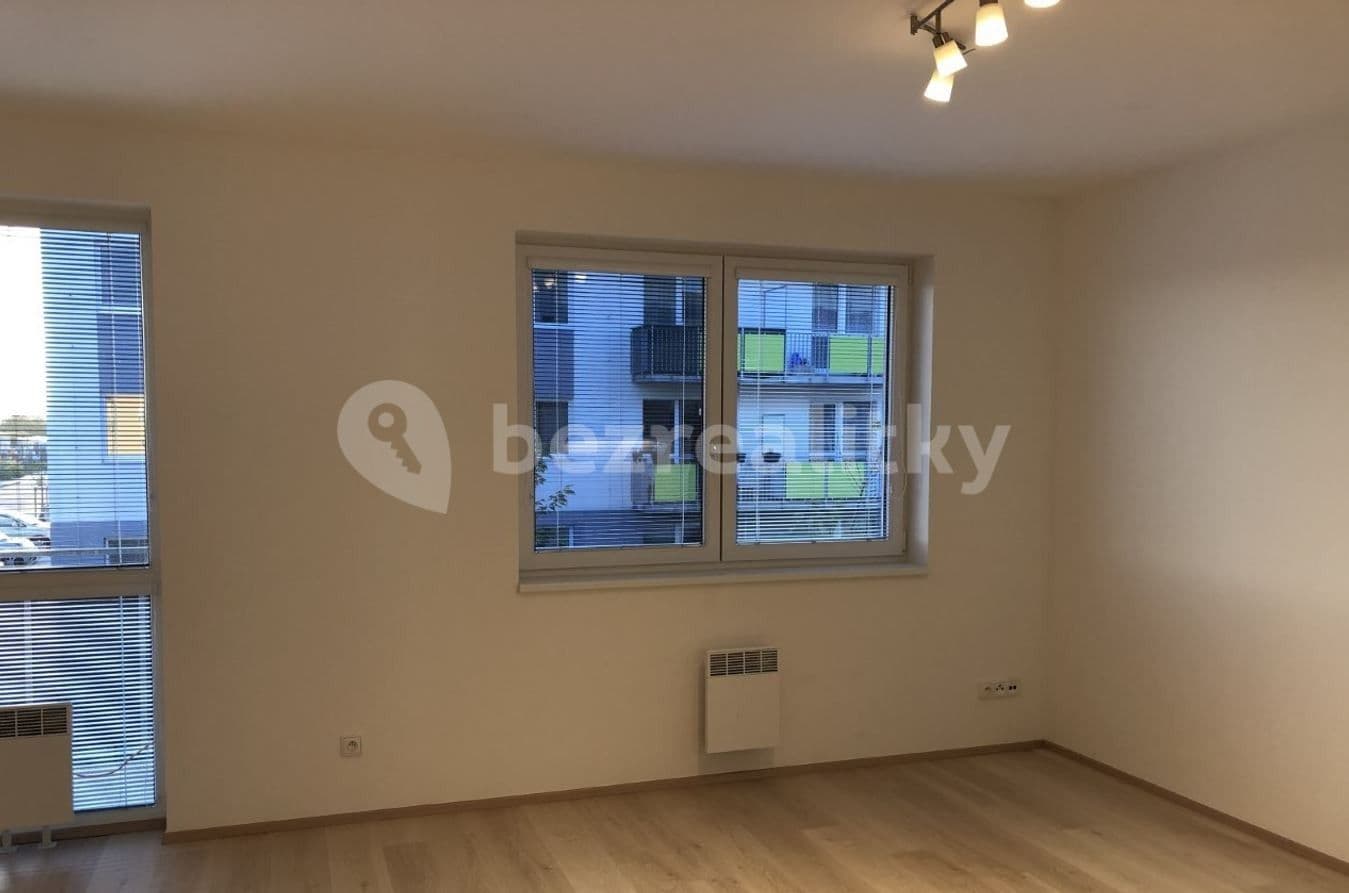 Pronájem bytu 2+kk 56 m², Štěrbova, Chýně, Středočeský kraj Pronájem bytu 2+kk 56 m², Štěrbova, Chýně, Středočeský kraj