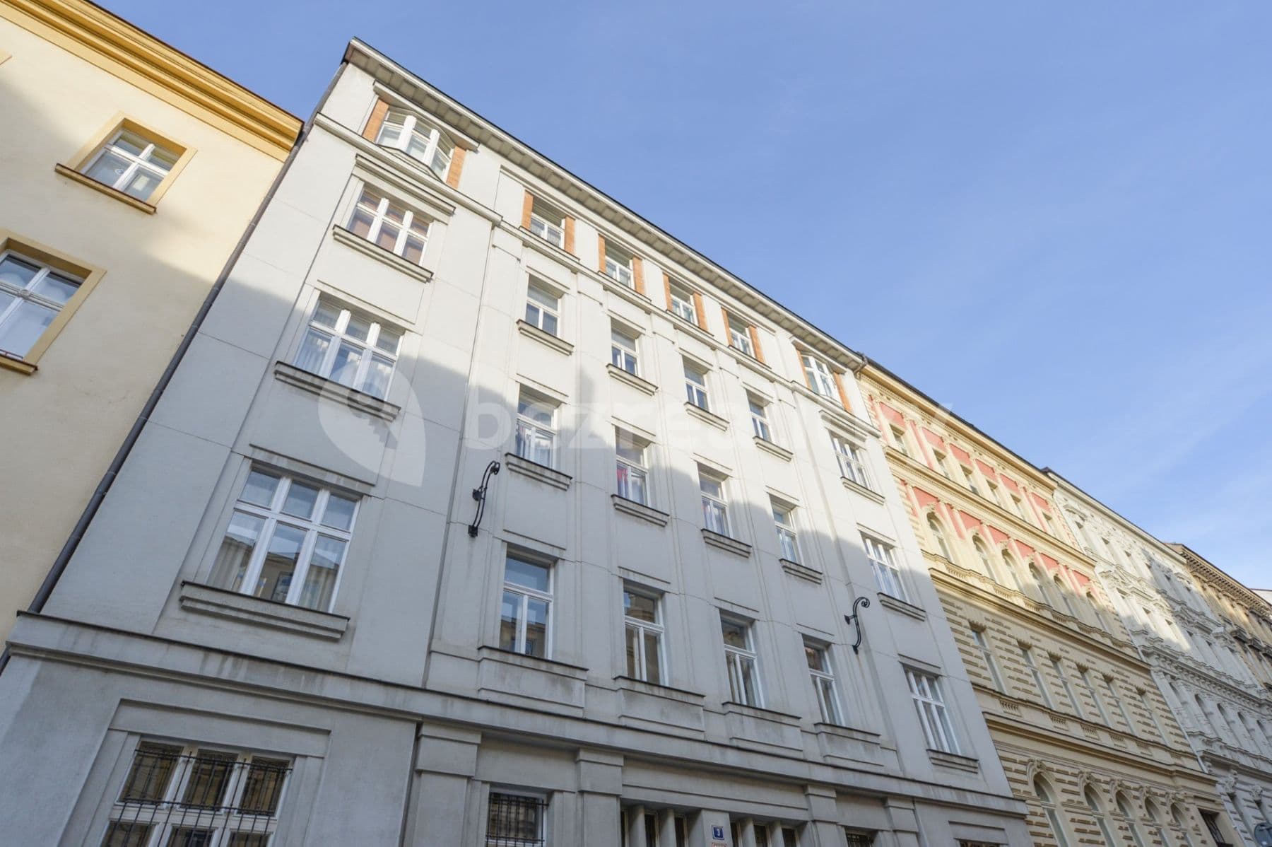 Pronájem bytu 1+1 46 m², Hálkova, Praha, Praha Pronájem bytu 1+1 46 m², Hálkova, Praha, Praha