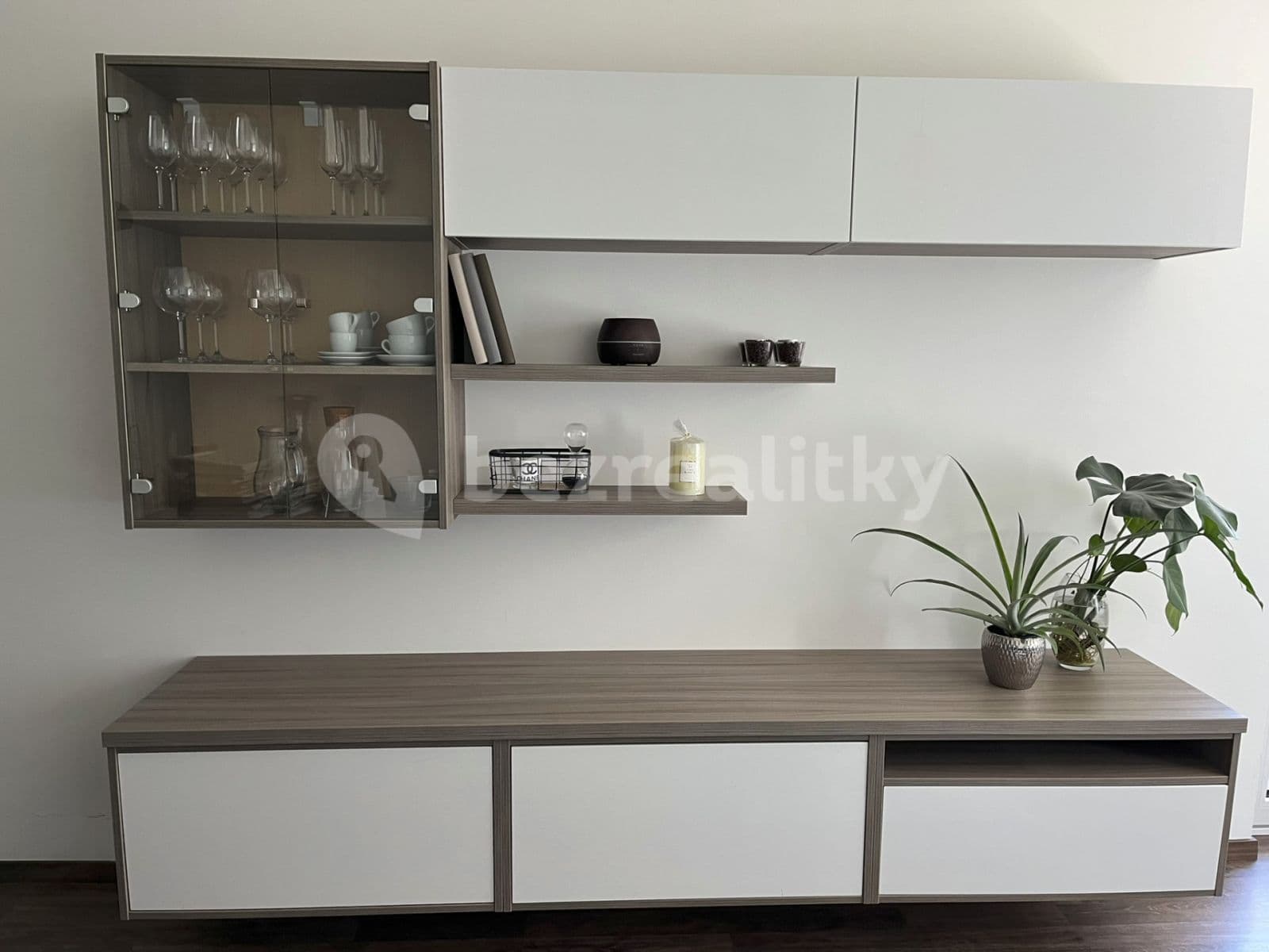 Pronájem bytu 2+kk 64 m², Zvěřinova, Praha, Praha Pronájem bytu 2+kk 64 m², Zvěřinova, Praha, Praha
