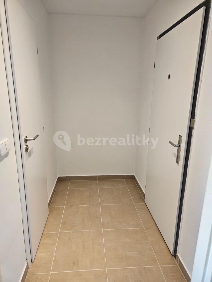 Pronájem bytu 1+1 35 m², Habrová, Praha, Praha Pronájem bytu 1+1 35 m², Habrová, Praha, Praha