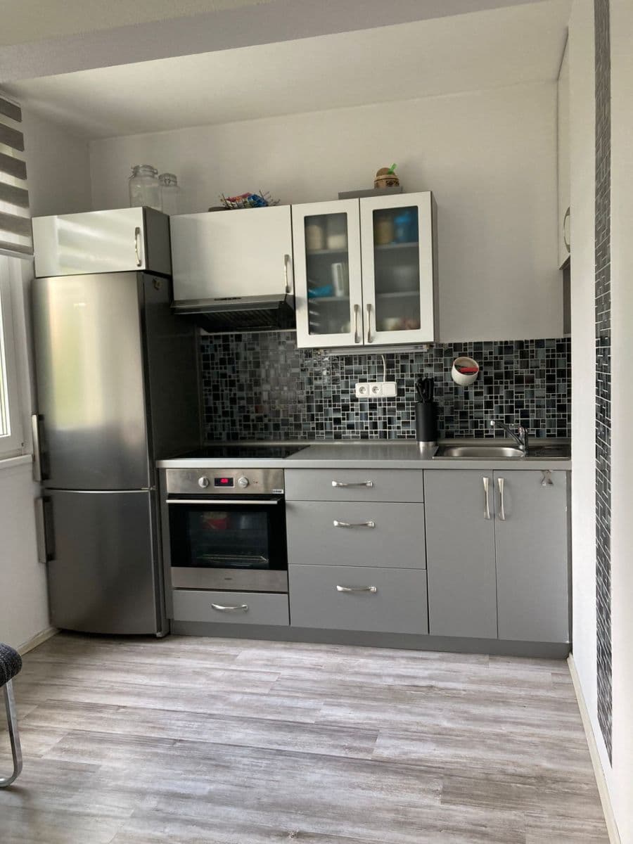 Pronájem bytu 2+kk 43 m², Na Letné, Olomouc, Olomoucký kraj Pronájem bytu 2+kk 43 m², Na Letné, Olomouc, Olomoucký kraj