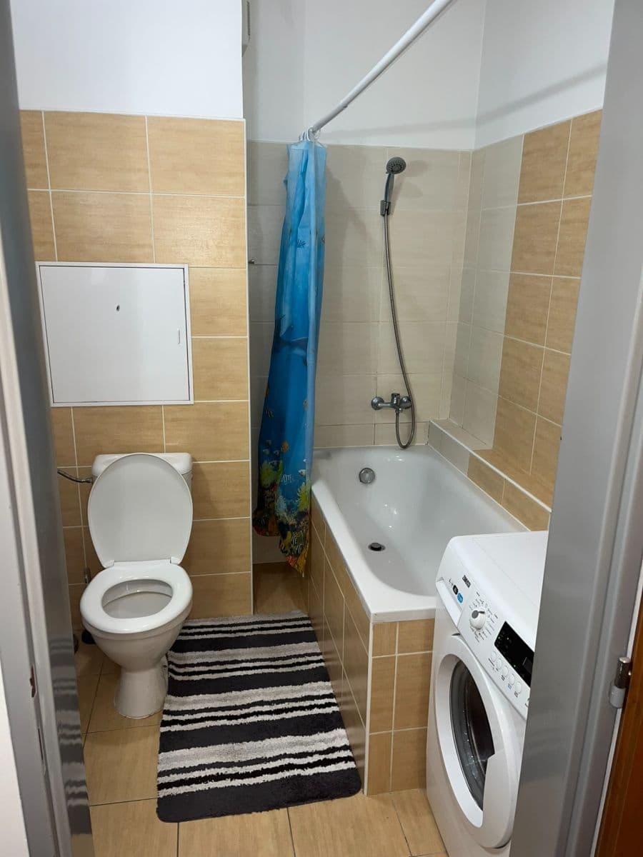 Pronájem bytu 2+kk 47 m², Dubová, Pardubice, Pardubický kraj Pronájem bytu 2+kk 47 m², Dubová, Pardubice, Pardubický kraj