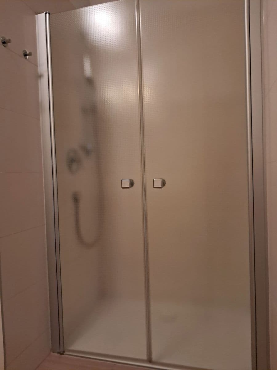 Pronájem bytu 2+kk 89 m², Libušina, Roudnice nad Labem, Ústecký kraj Pronájem bytu 2+kk 89 m², Libušina, Roudnice nad Labem, Ústecký kraj