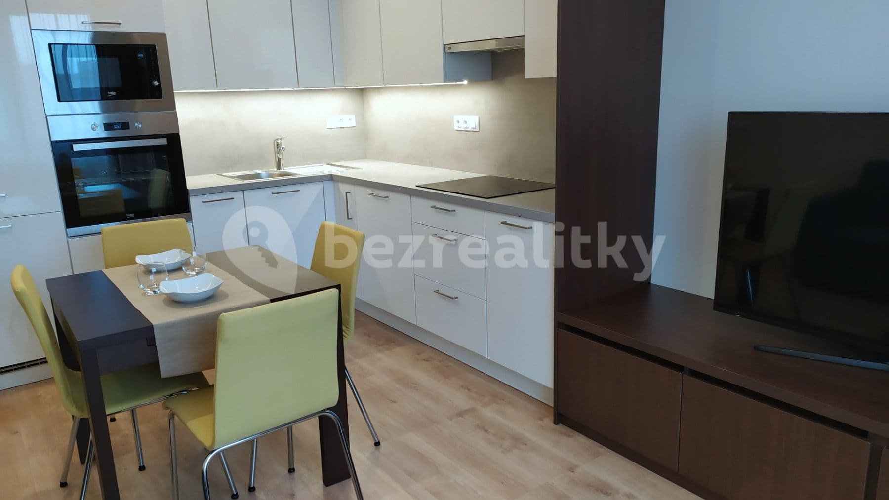 Pronájem bytu 2+kk 51 m², Mukařovského, Praha, Praha Pronájem bytu 2+kk 51 m², Mukařovského, Praha, Praha