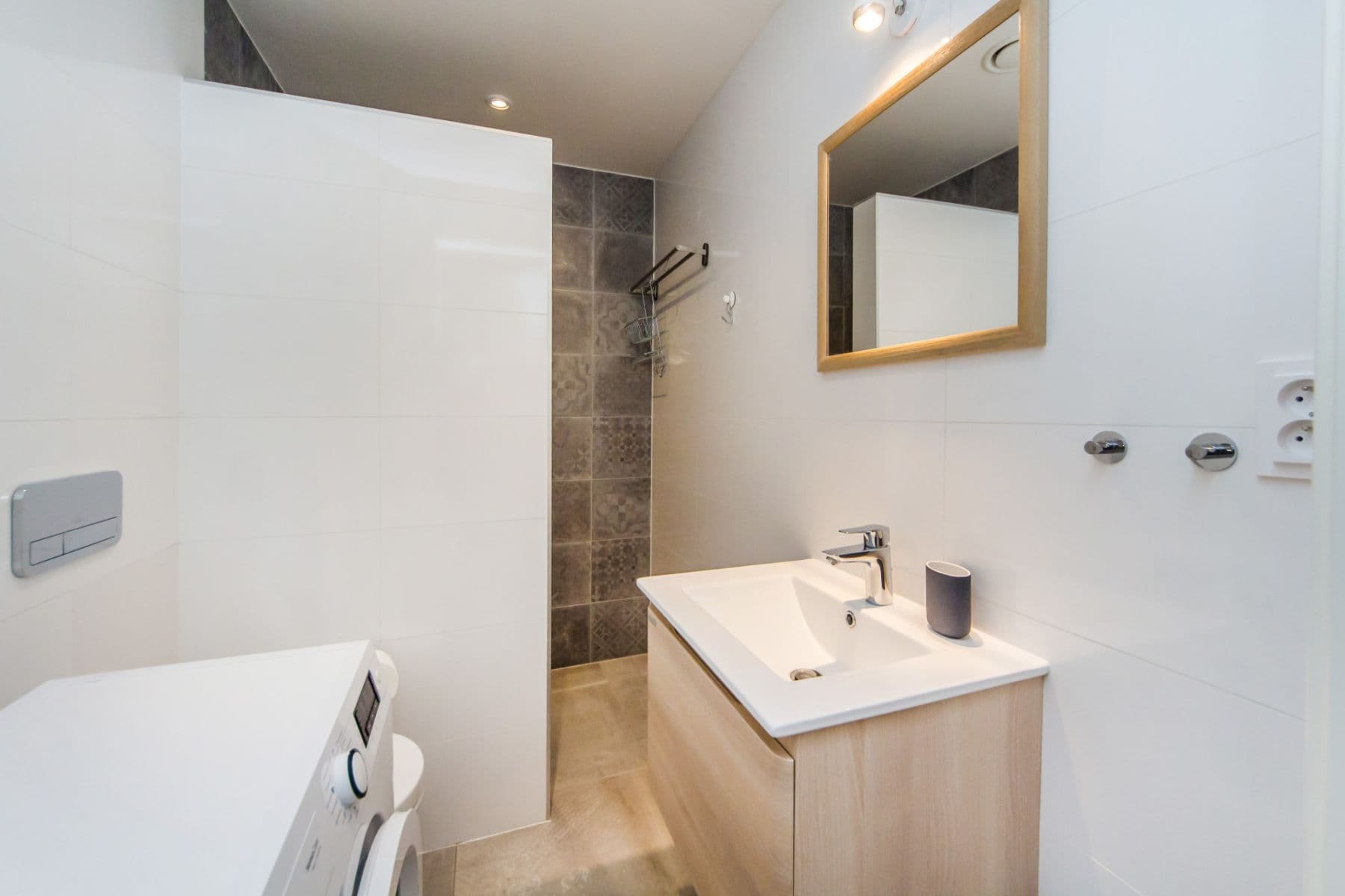 Pronájem bytu 29 m², Slavíkova, Praha, Praha Pronájem bytu 29 m², Slavíkova, Praha, Praha