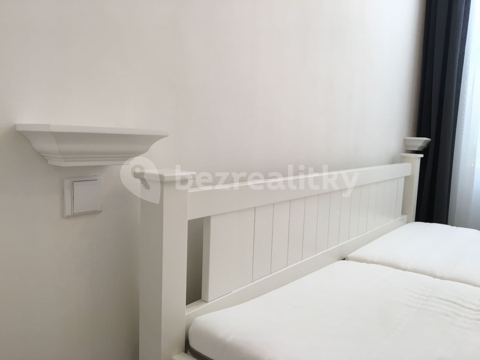 Pronájem bytu 2+1 47 m², Rašínovo nábřeží, Praha, Praha Pronájem bytu 2+1 47 m², Rašínovo nábřeží, Praha, Praha