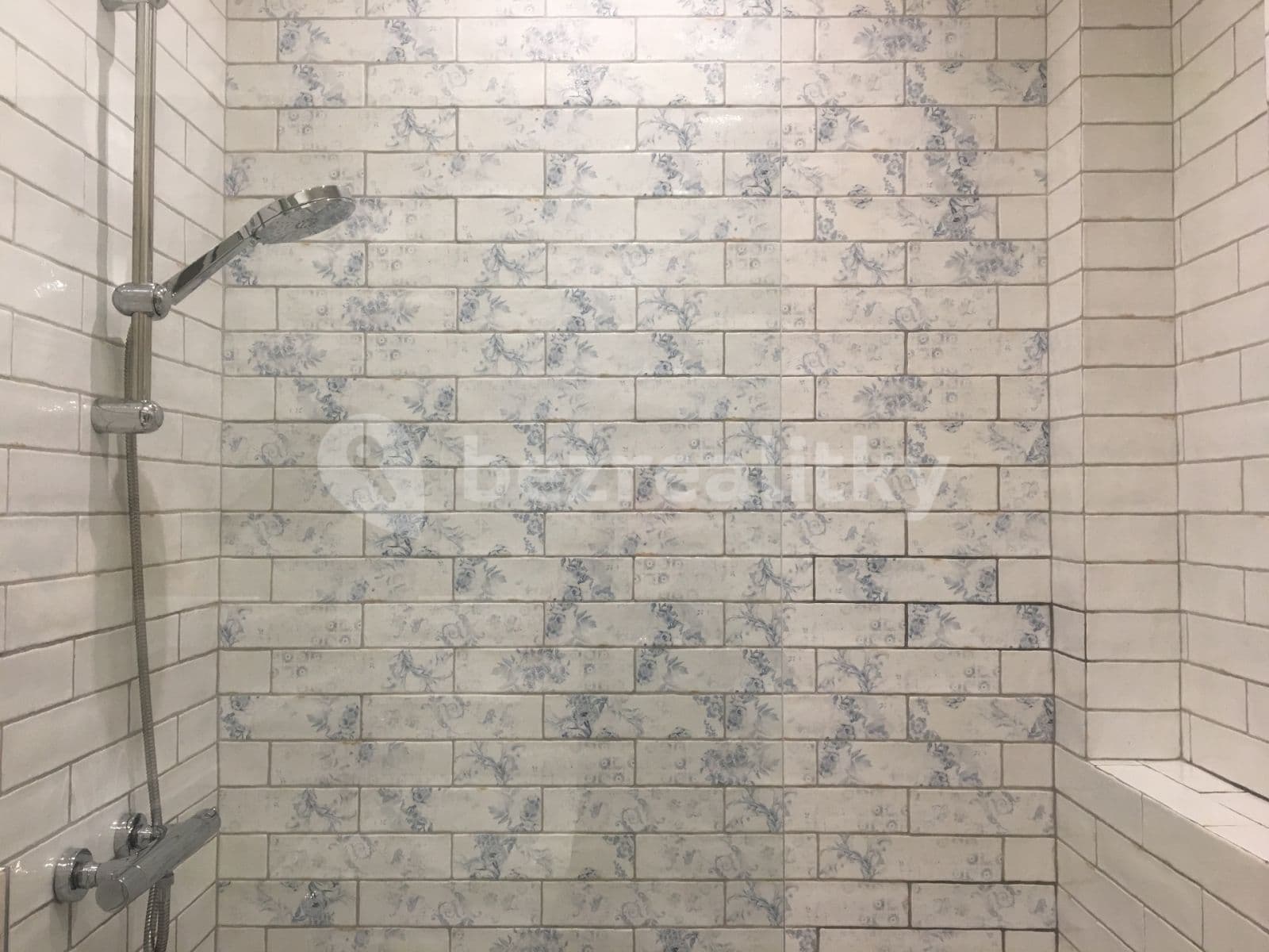 Pronájem bytu 2+1 47 m², Rašínovo nábřeží, Praha, Praha Pronájem bytu 2+1 47 m², Rašínovo nábřeží, Praha, Praha