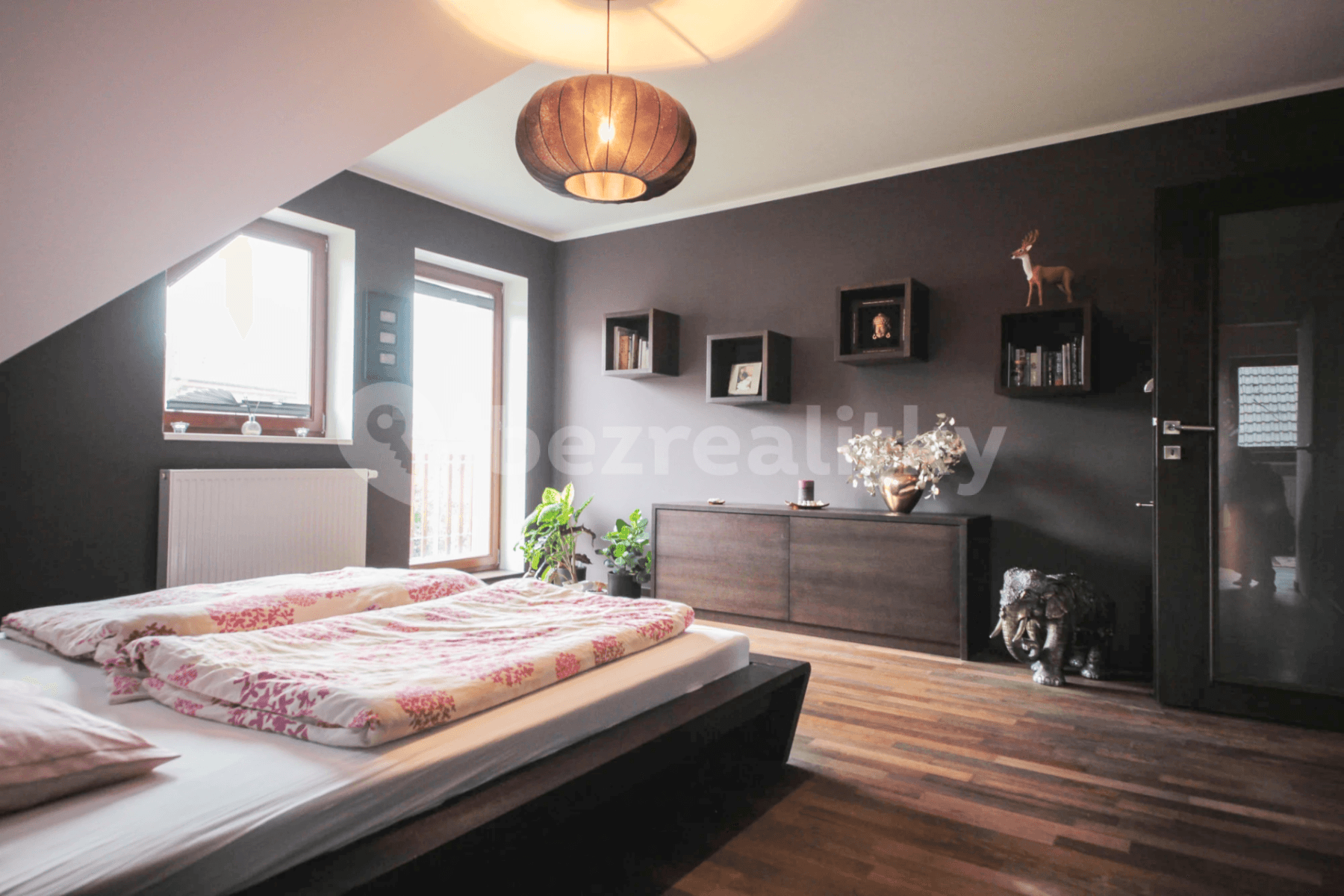 Pronájem domu 220 m², pozemek 821 m², Pod Ovčínem, Praha, Praha Pronájem domu 220 m², pozemek 821 m², Pod Ovčínem, Praha, Praha