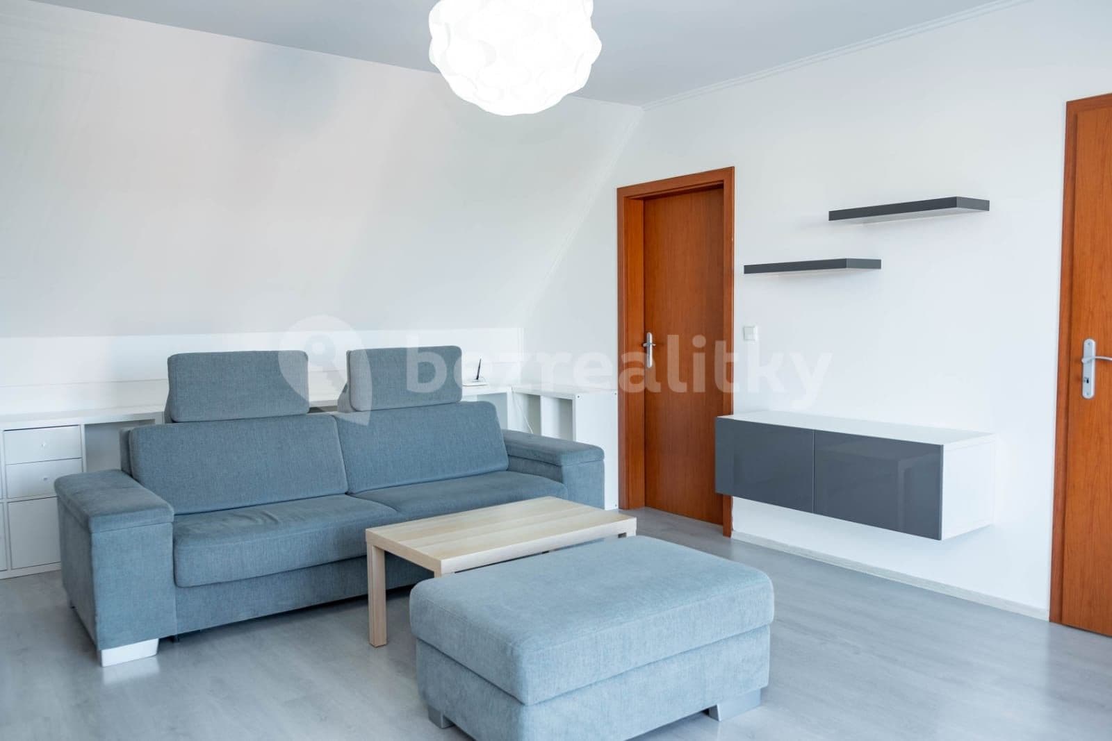Pronájem bytu 3+1 65 m², Průběžná, Nupaky, Středočeský kraj Pronájem bytu 3+1 65 m², Průběžná, Nupaky, Středočeský kraj