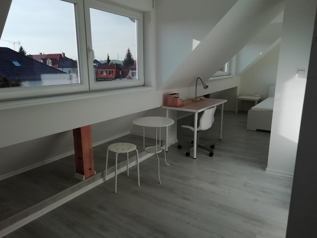 Pronájem bytu 1+1 40 m², Vysokoškolská, Praha, Praha Pronájem bytu 1+1 40 m², Vysokoškolská, Praha, Praha