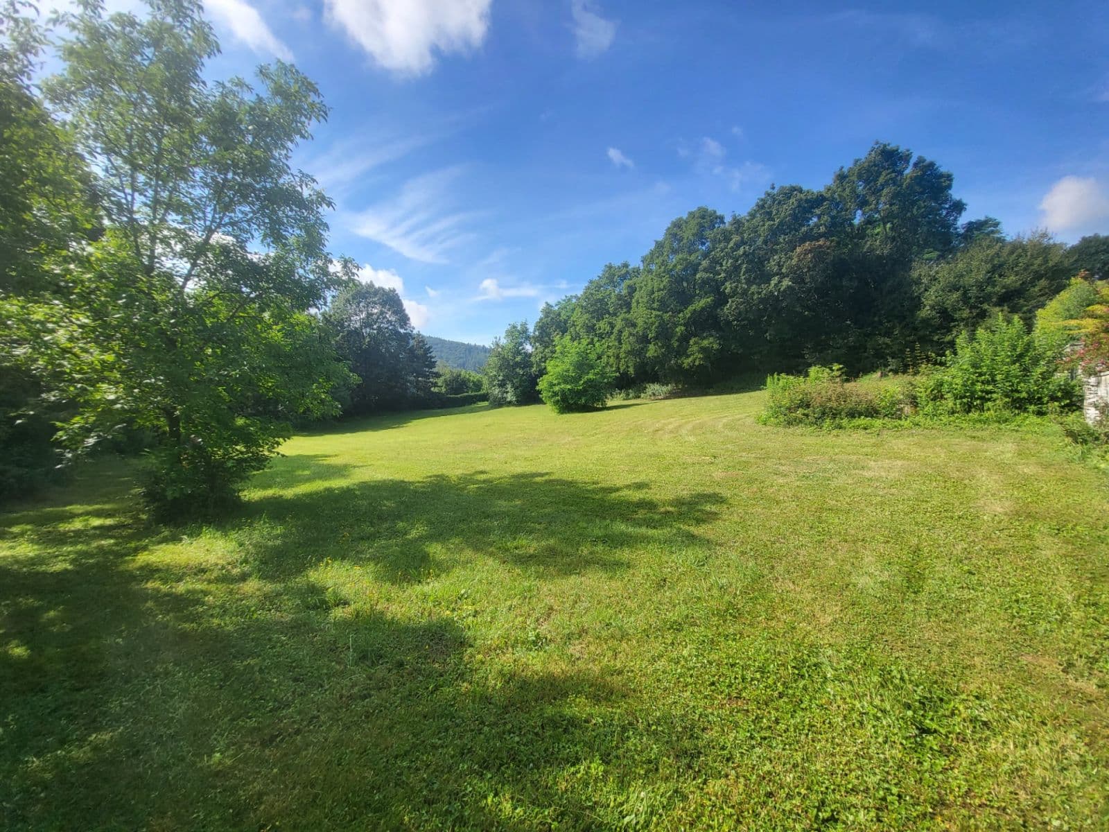 Prodej pozemku 2.527 m², Černošice, Středočeský kraj Prodej pozemku 2.527 m², Černošice, Středočeský kraj