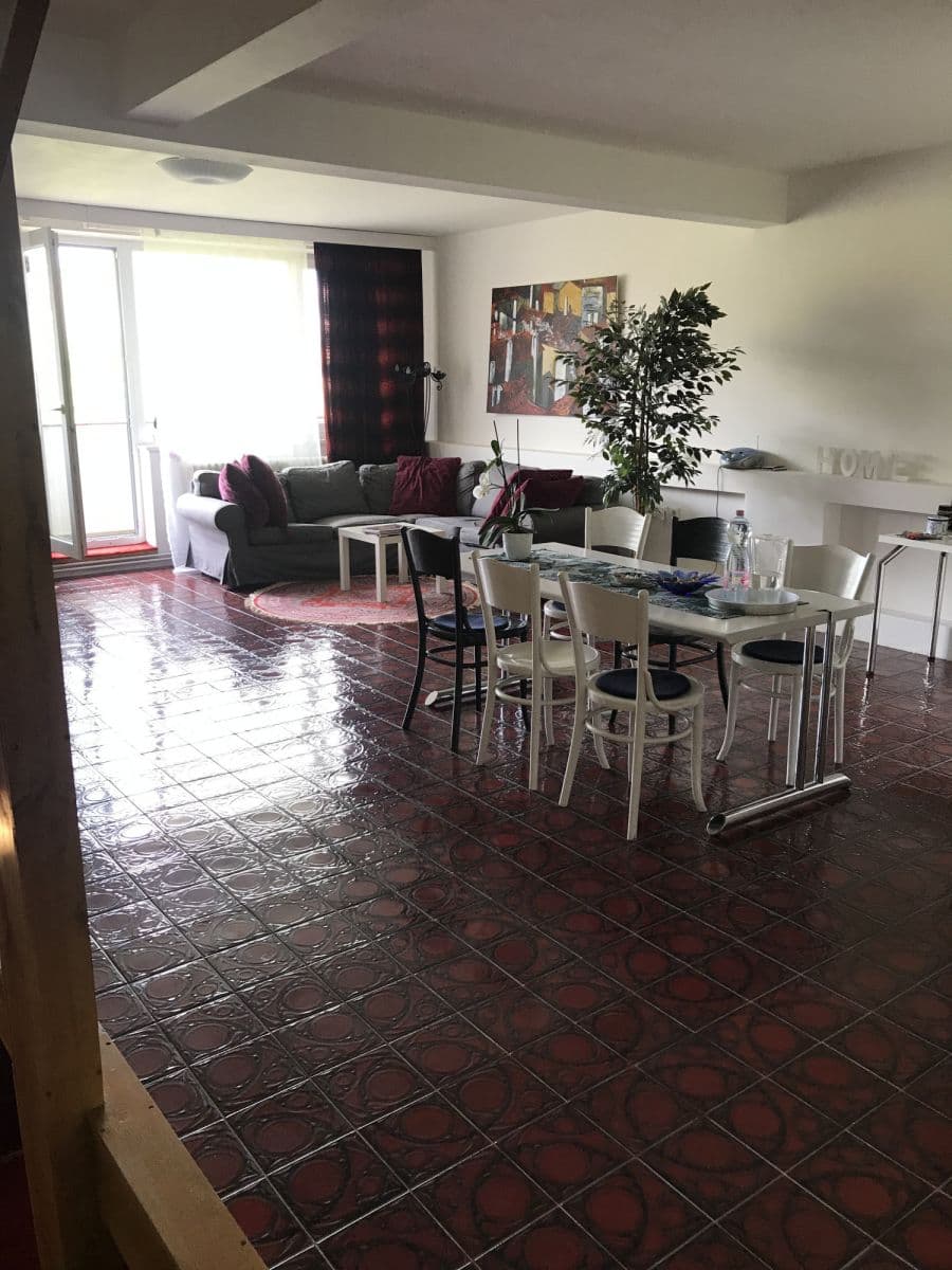 Pronájem bytu 300 m², U Družstva Práce A, Praha, Praha Pronájem bytu 300 m², U Družstva Práce A, Praha, Praha