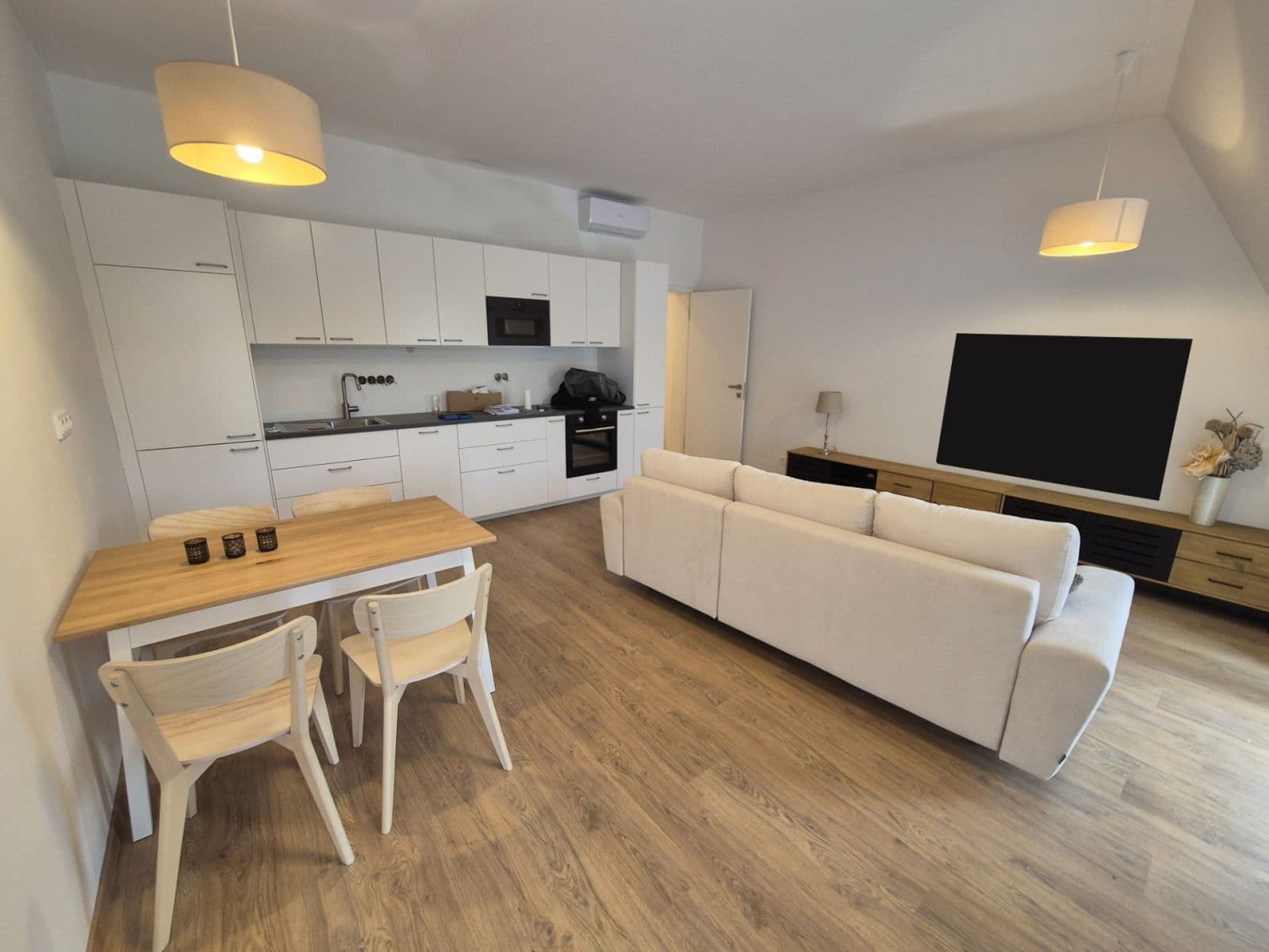 Pronájem bytu 2+kk 65 m², Týmlova, Praha, Praha Pronájem bytu 2+kk 65 m², Týmlova, Praha, Praha
