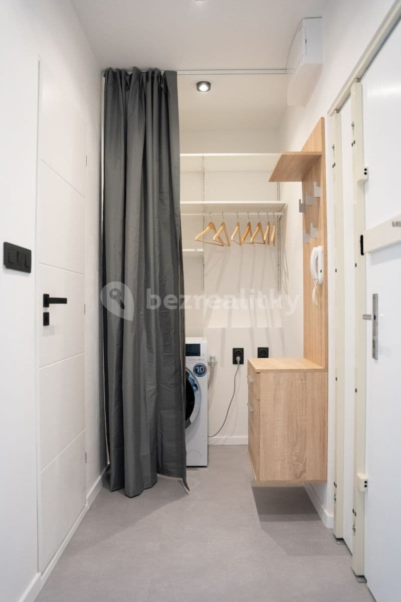 Pronájem bytu 1+1 40 m², Brněnská, Plzeň, Plzeňský kraj Pronájem bytu 1+1 40 m², Brněnská, Plzeň, Plzeňský kraj