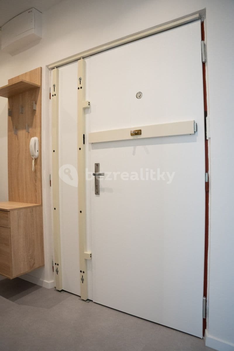 Pronájem bytu 1+1 40 m², Brněnská, Plzeň, Plzeňský kraj Pronájem bytu 1+1 40 m², Brněnská, Plzeň, Plzeňský kraj