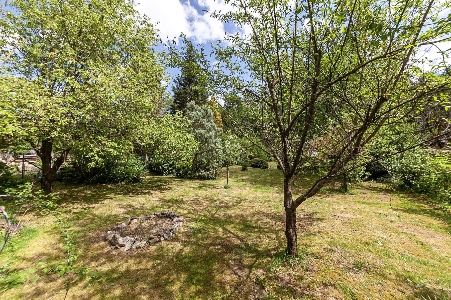 Prodej chaty, chalupy 16 m², pozemek 591 m², Krhanice, Krhanice, Středočeský kraj Prodej chaty, chalupy 16 m², pozemek 591 m², Krhanice, Krhanice, Středočeský kraj