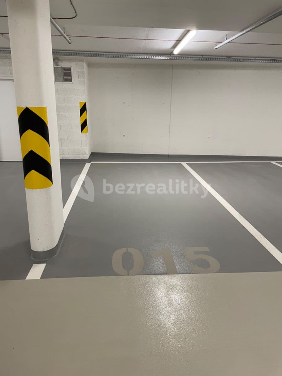 Pronájem garáže 13 m², Breitfeldova, Praha, Praha Pronájem garáže 13 m², Breitfeldova, Praha, Praha
