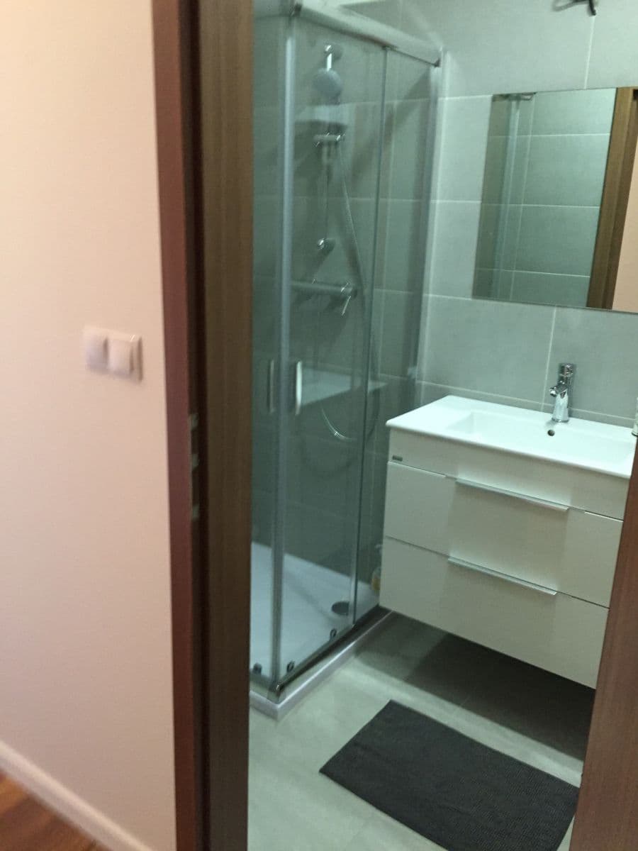 Pronájem bytu 55 m², Bulharská, Praha, Praha Pronájem bytu 55 m², Bulharská, Praha, Praha