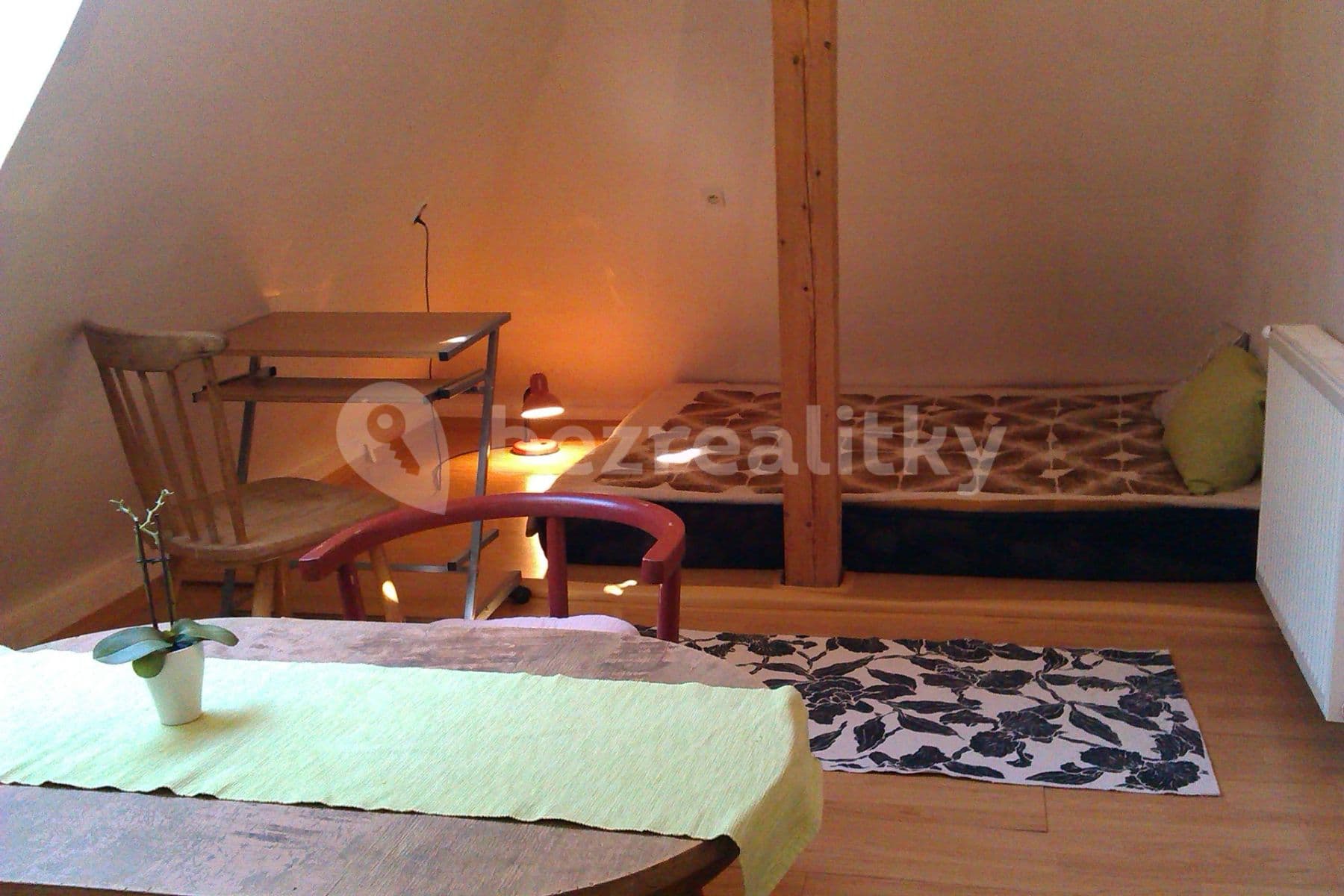 Pronájem bytu 10 m², Jarní, Brno, Jihomoravský kraj Pronájem bytu 10 m², Jarní, Brno, Jihomoravský kraj