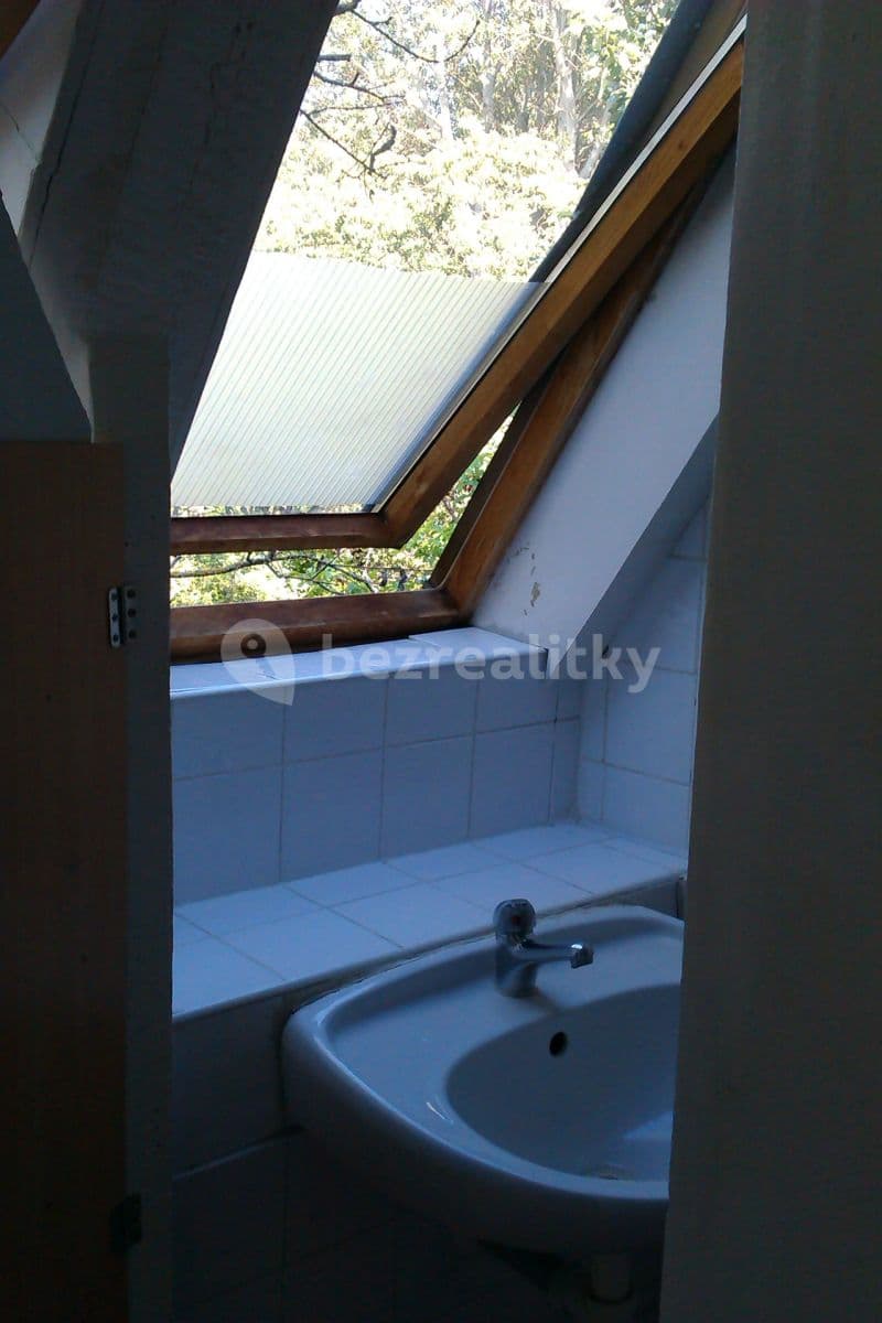 Pronájem bytu 10 m², Jarní, Brno, Jihomoravský kraj Pronájem bytu 10 m², Jarní, Brno, Jihomoravský kraj